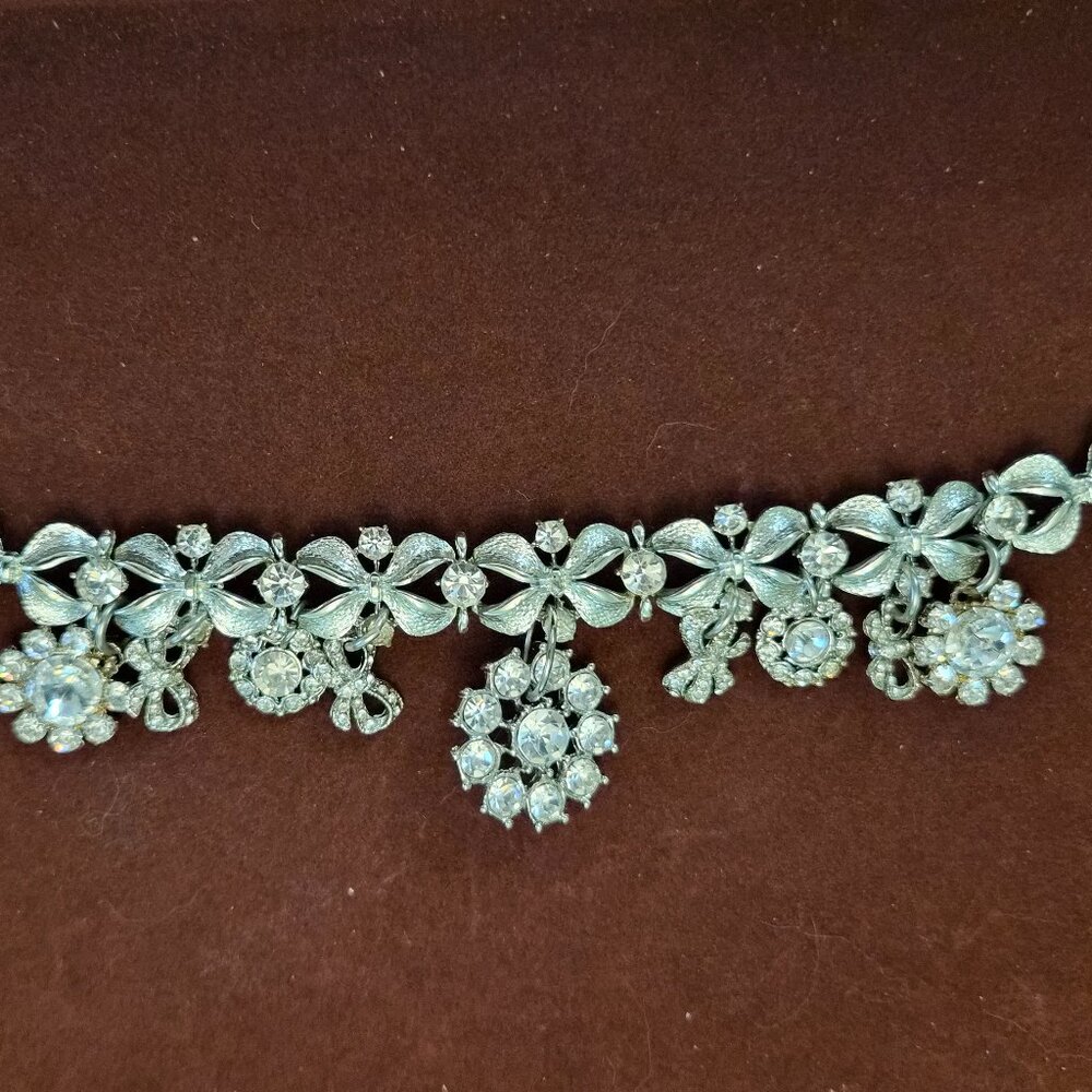 Rare Signed Coro Pegasus Rhinestone Charm Bracelet Silver Tone Chunky Vintage